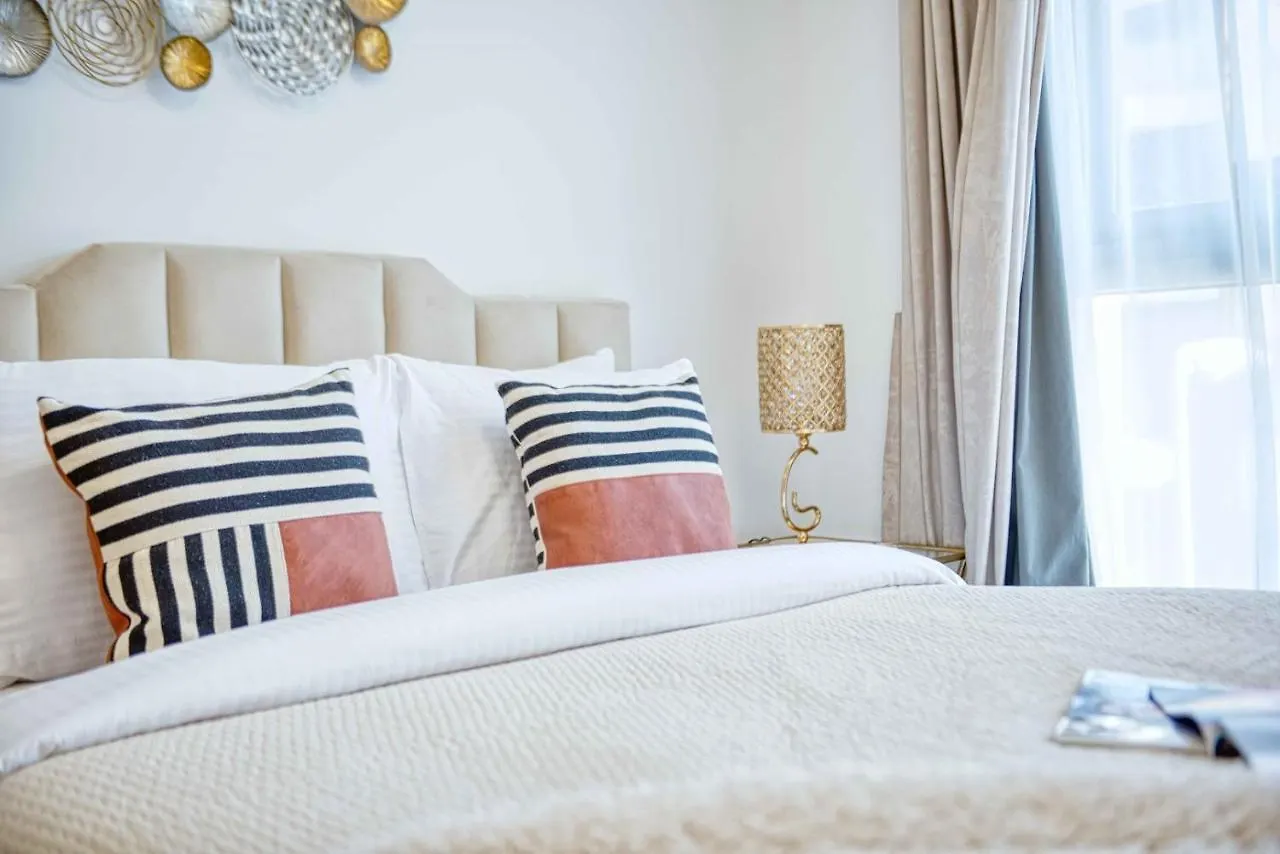 The Smart Concierge - Pantheon Elysee Dubai 0*,