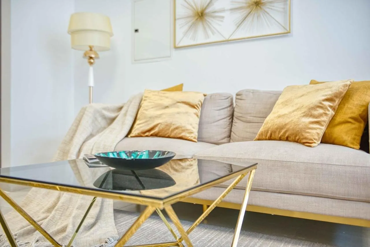 The Smart Concierge - Pantheon Elysee Dubai United Arab Emirates